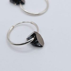 AROS ARGOLLITAS CON PIEDRA PELTRE TRIANGULAR SW