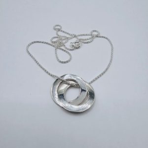 CADENA CON 2 ARGOLLAS RUSAS DE 21 MM