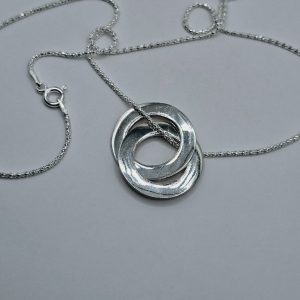 CADENA CON 2 ARGOLLAS RUSAS DE 21 MM