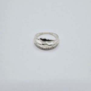 ANILLO TRIPLE CORAZONES Y CUBICS