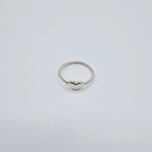 ANILLO TORZADO CON CORAZON